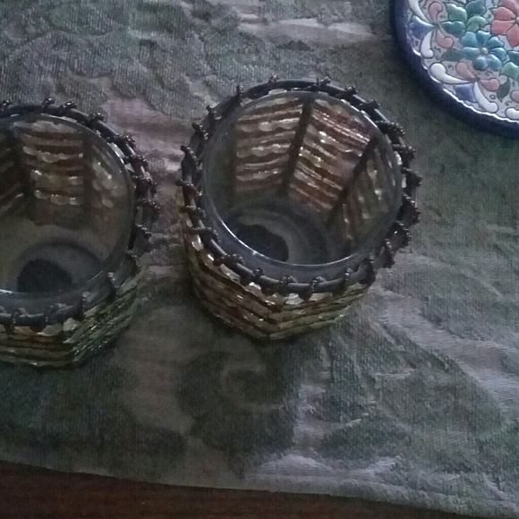 VINTAGE BEADED AND METAL AND GLASS CANDLE - Picture 4 of 7